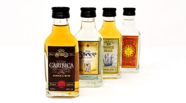 rum, alcohol, bottles-3093328.jpg